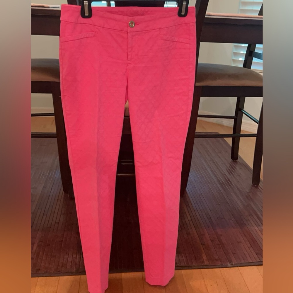 Lilly Pulitzer Kelly pants.